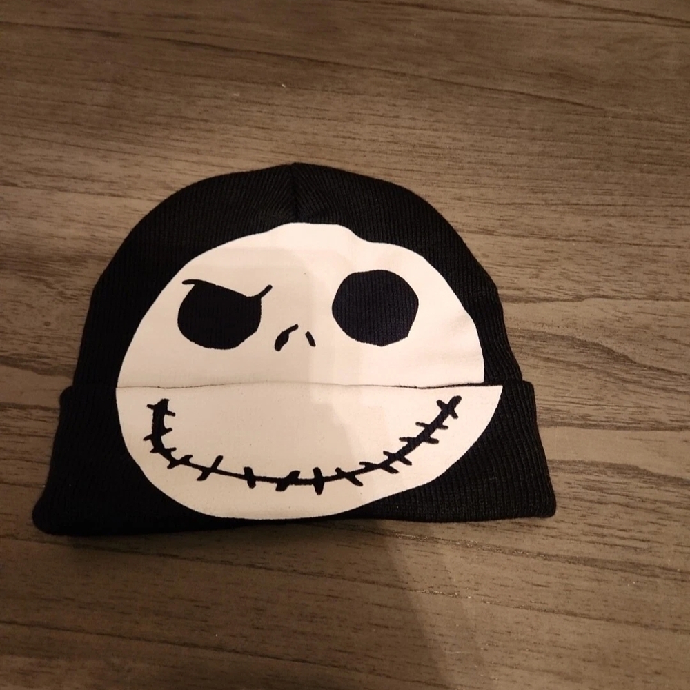 Kids Black and White Skull Beanie
